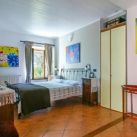 Nyaraló Lovely In With Kitchen Montefiore Conca