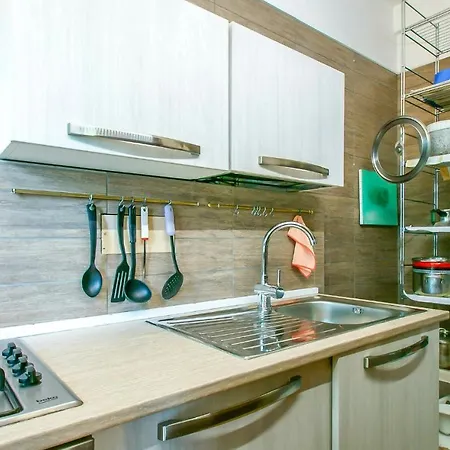 Lovely In With Kitchen * Montefiore Conca